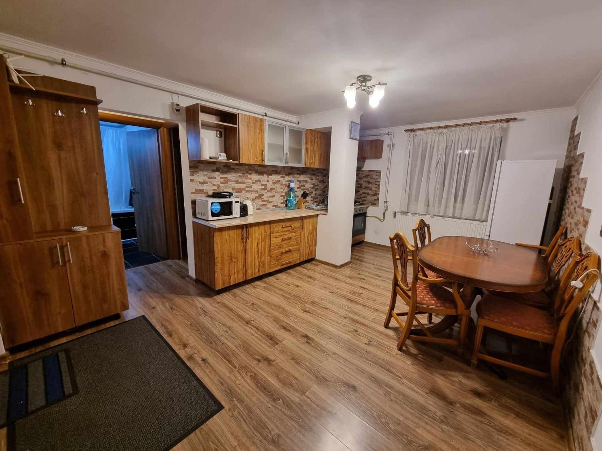 Lovely 2 Bedrooms Flat Cornelia- Central Corabia Exterior photo